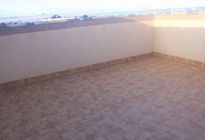 2 bedroom Apartment for sale in Los Altos with pool - € 339,000 (Ref: 9293669)