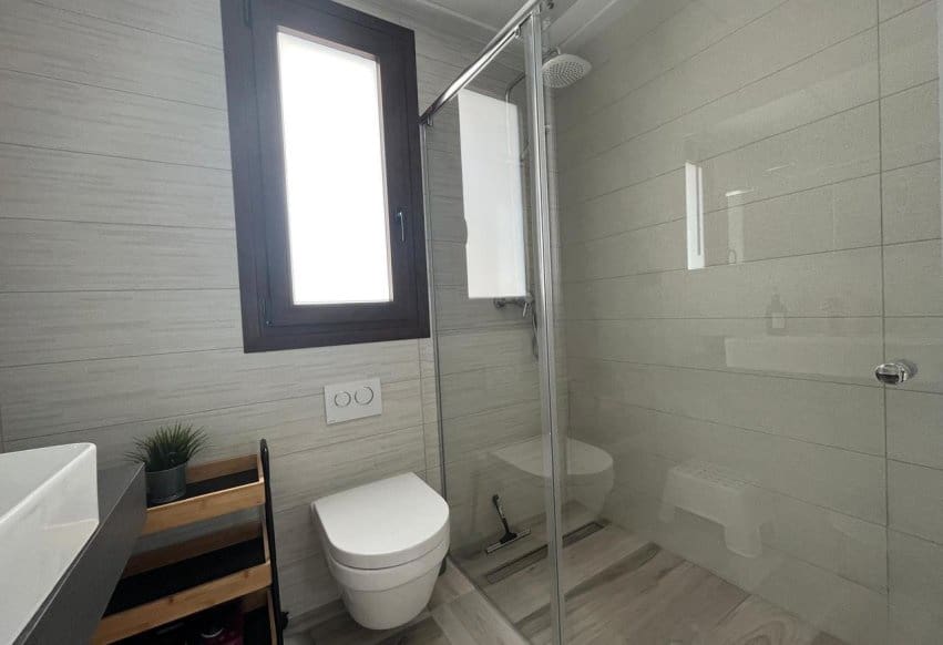 3 bedroom Villa for sale in Torrevieja with pool - € 479,000 (Ref: 9293670)