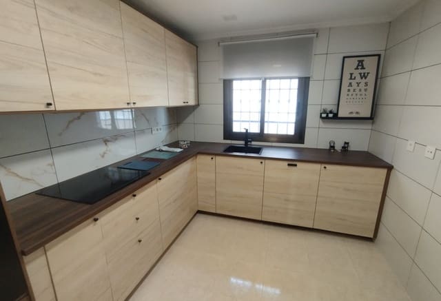 3 makuuhuone Huoneisto myytävänä paikassa San Miguel de Salinas mukana uima-altaan - 229 000 € (Ref: 9293676)