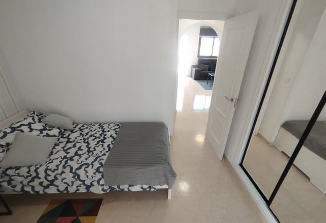 3 makuuhuone Huoneisto myytävänä paikassa San Miguel de Salinas mukana uima-altaan - 229 000 € (Ref: 9293676)