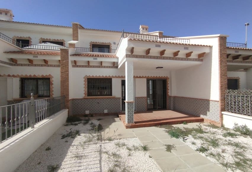 3 makuuhuone Huoneisto myytävänä paikassa San Miguel de Salinas mukana uima-altaan - 229 000 € (Ref: 9293676)