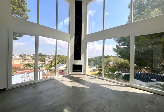 6 quarto Moradia para venda em Los Balcones - Los Altos, Torrevieja com piscina - 1 050 000 € (Ref: 9293677)