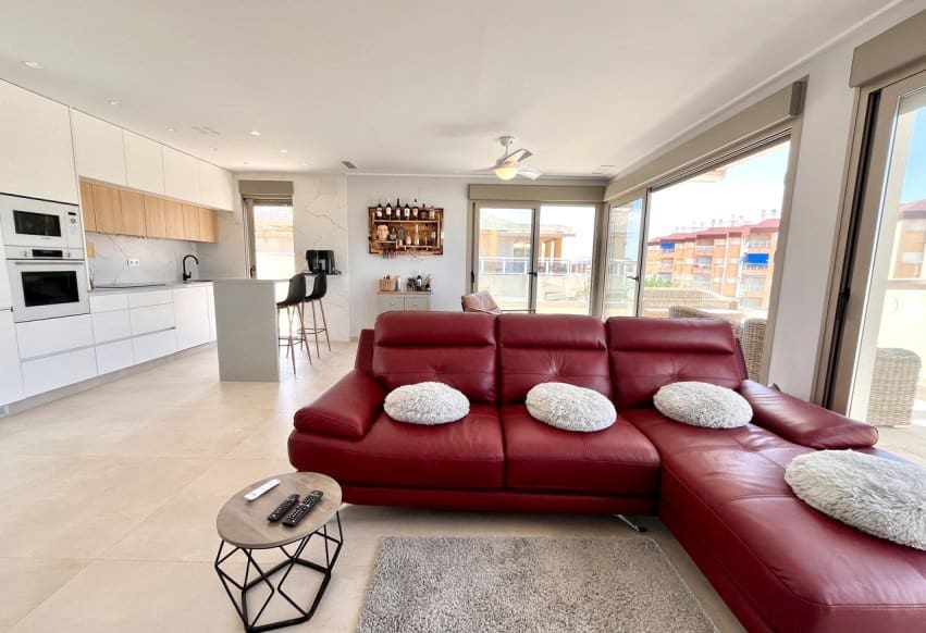 2 quarto Penthouse para venda em Torre de la Horadada - 495 000 € (Ref: 9293678)