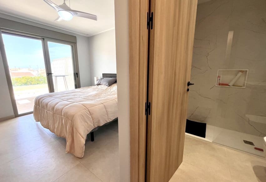 2 quarto Penthouse para venda em Torre de la Horadada - 495 000 € (Ref: 9293678)