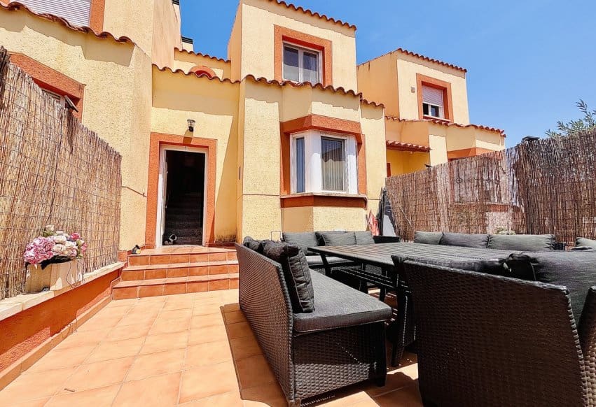 3 bedroom Apartment for sale in Cabo Roig with pool - € 234,000 (Ref: 9293680)