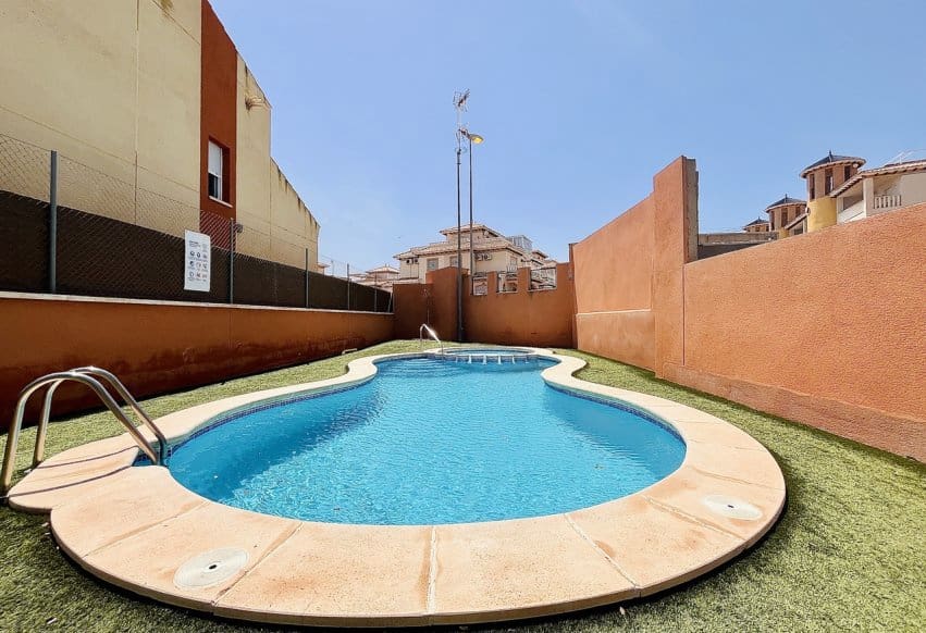 3 bedroom Apartment for sale in Cabo Roig with pool - € 234,000 (Ref: 9293680)