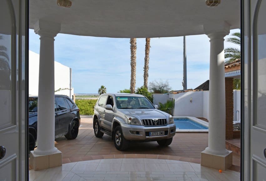 5 bedroom Villa for sale in Torremendo with pool - € 495,000 (Ref: 9293681)