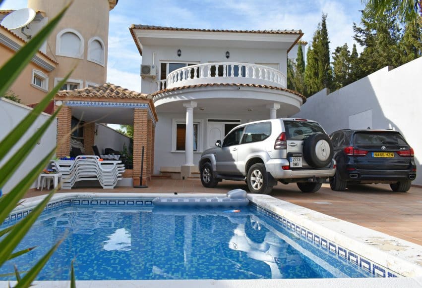 5 bedroom Villa for sale in Torremendo with pool - € 495,000 (Ref: 9293681)