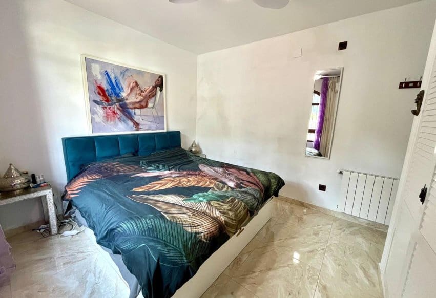 Chalet de 4 habitaciones en Villamartin en venta con piscina - 810.000 € (Ref: 9293683)