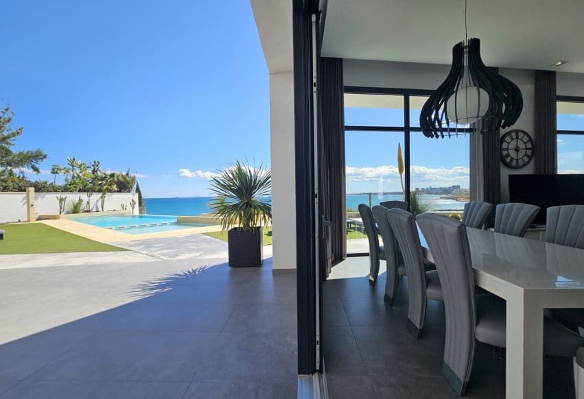 4 bedroom Villa for sale in Cabo Roig with pool - € 4,750,000 (Ref: 9293684)