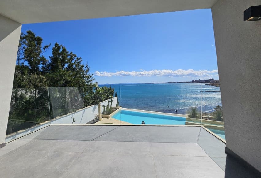 4 bedroom Villa for sale in Cabo Roig with pool - € 4,750,000 (Ref: 9293684)