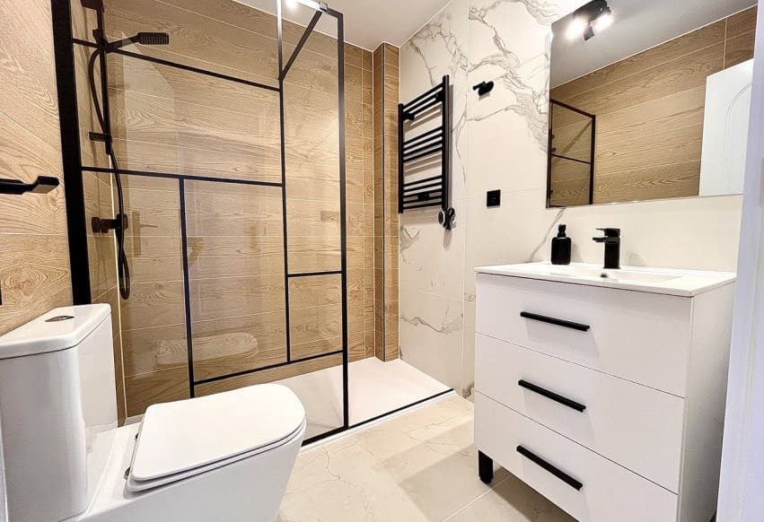 3 slaapkamer Appartement te koop in Orihuela Costa met zwembad - € 288.000 (Ref: 9293687)