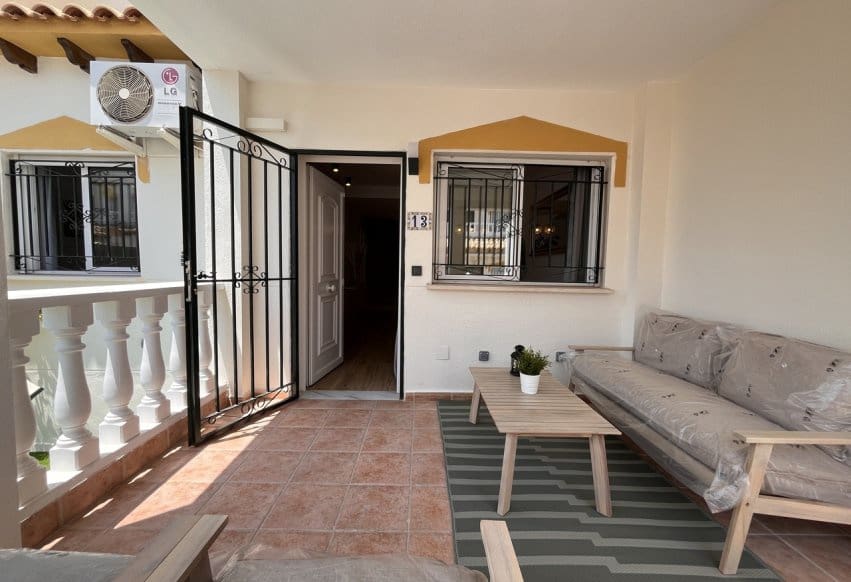 3 slaapkamer Appartement te koop in Orihuela Costa met zwembad - € 288.000 (Ref: 9293687)