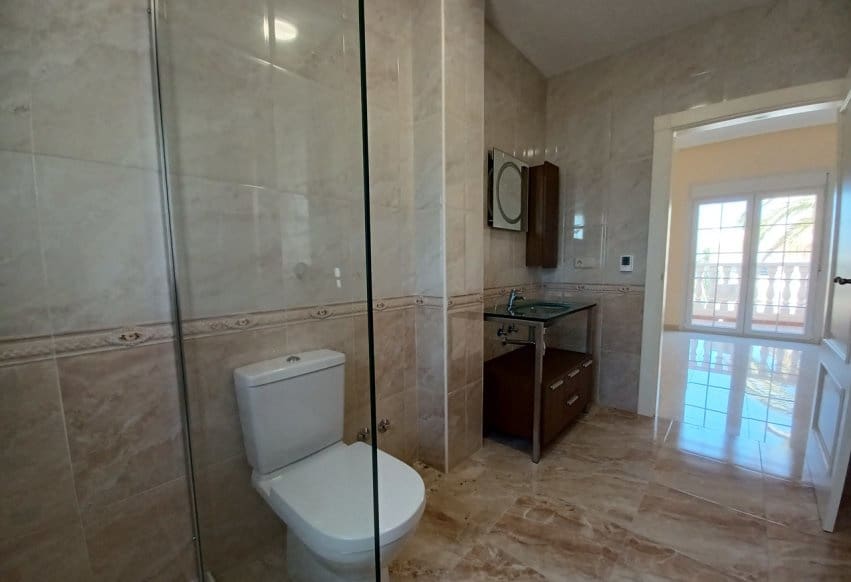 5 bedroom Villa for sale in Cabo Roig with pool - € 910,000 (Ref: 9293689)