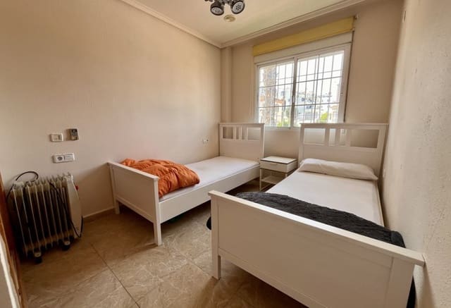 5 soveværelse Villa til salg i La Zenia, Orihuela med swimmingpool - € 600.000 (Ref: 9293690)