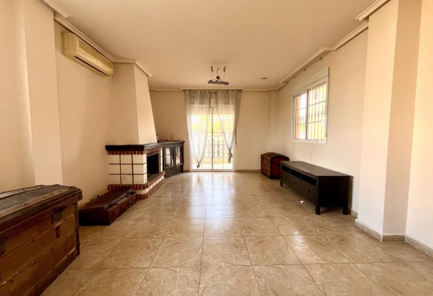 5 soveværelse Villa til salg i La Zenia med swimmingpool - € 600.000 (Ref: 9293690)