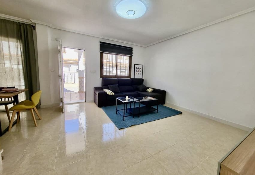 3 bedroom Apartment for sale in San Miguel de Salinas - € 229,000 (Ref: 9293694)