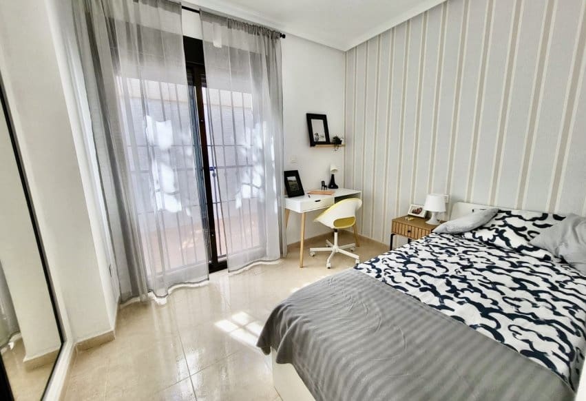 3 bedroom Apartment for sale in San Miguel de Salinas - € 229,000 (Ref: 9293694)