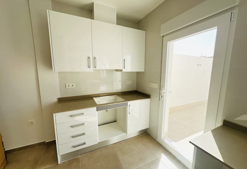 3 bedroom Villa for sale in Pilar de la Horadada - € 265,000 (Ref: 9293697)