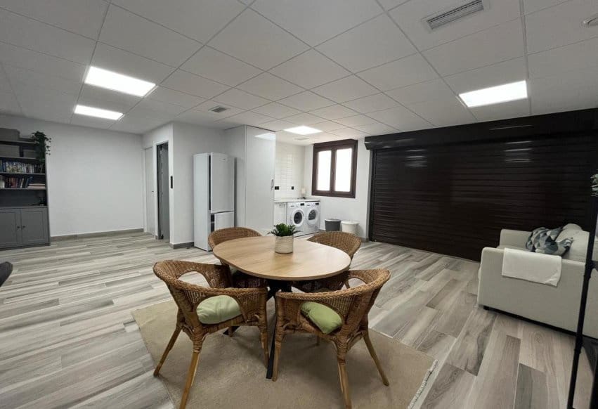 3 bedroom Villa for sale in Los Altos with pool - € 479,000 (Ref: 9293698)