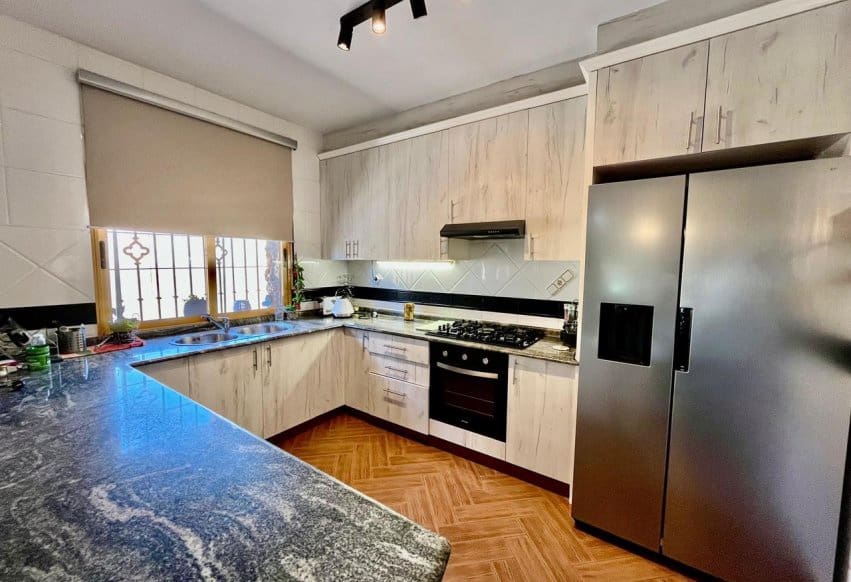 3 bedroom Villa for sale in Fortuna with pool - € 399,000 (Ref: 9293701)