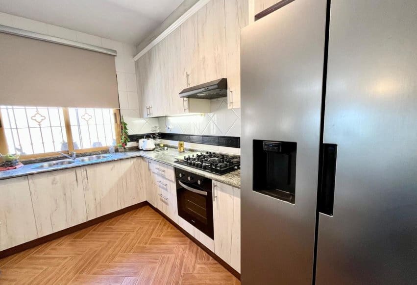 3 bedroom Villa for sale in Fortuna with pool - € 399,000 (Ref: 9293701)