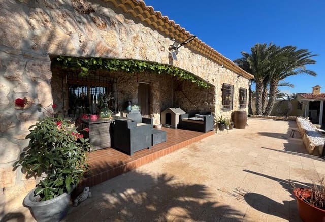 3 bedroom Villa for sale in Fortuna with pool - € 399,000 (Ref: 9293701)