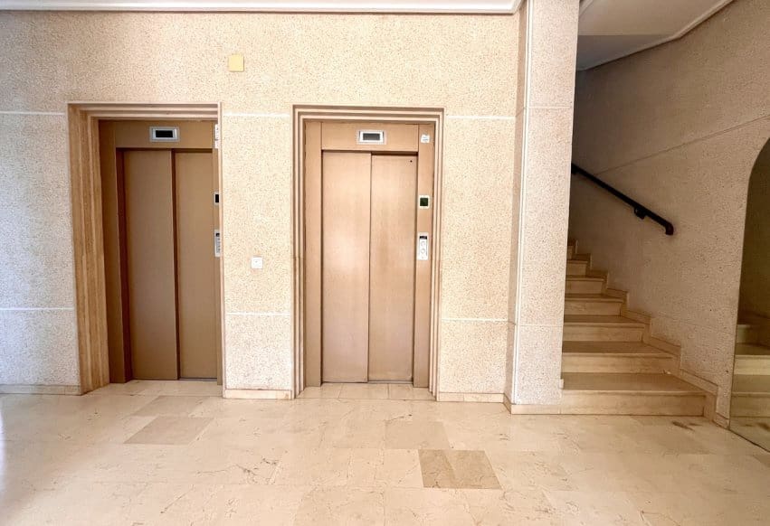 3 sypialnia Penthouse na sprzedaż w Dehesa de Campoamor z basenem - 239 000 € (Ref: 9293705)