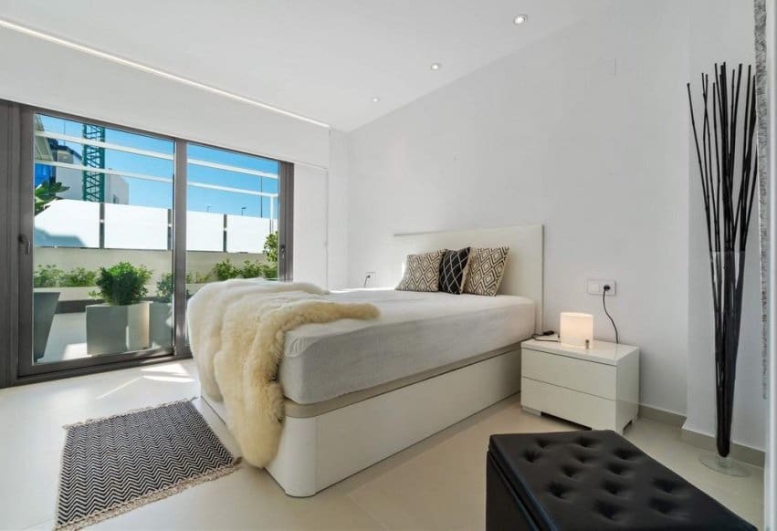 3 bedroom Villa for sale in Campoamor with pool - € 1,250,000 (Ref: 9293708)