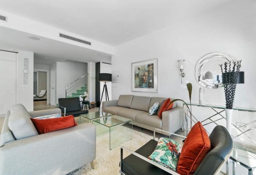 3 bedroom Villa for sale in Campoamor with pool - € 1,250,000 (Ref: 9293708)