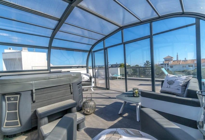 3 bedroom Villa for sale in Campoamor with pool - € 1,250,000 (Ref: 9293708)