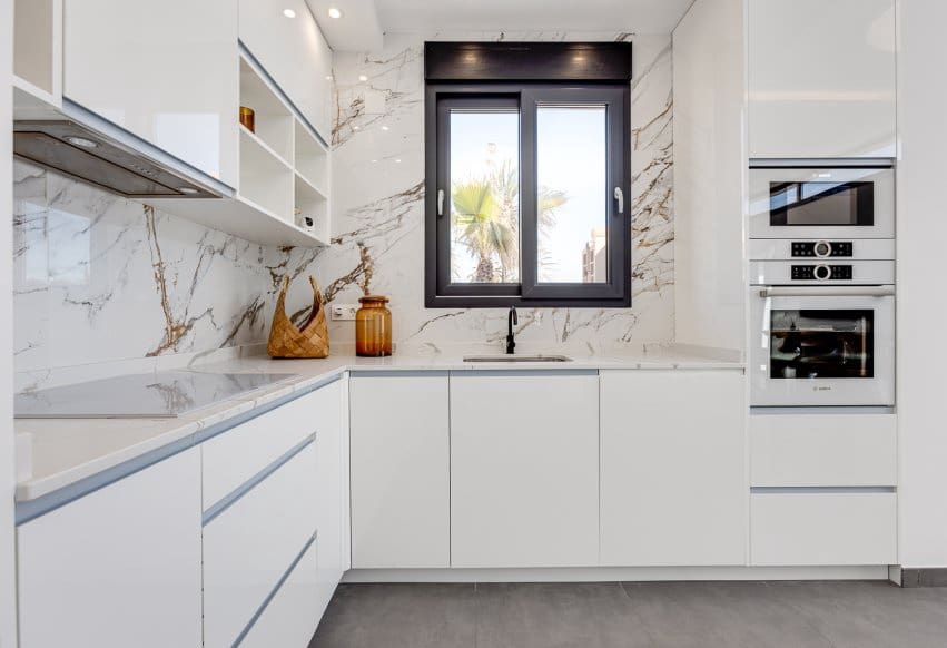 4 chambre Villa/Maison à vendre à Torrevieja - 940 000 € (Ref: 9293711)