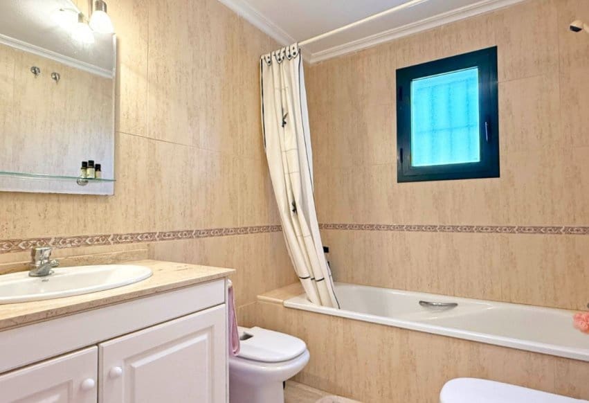 2 bedroom Apartment for sale in Orihuela Costa with pool - € 215,000 (Ref: 9293728)