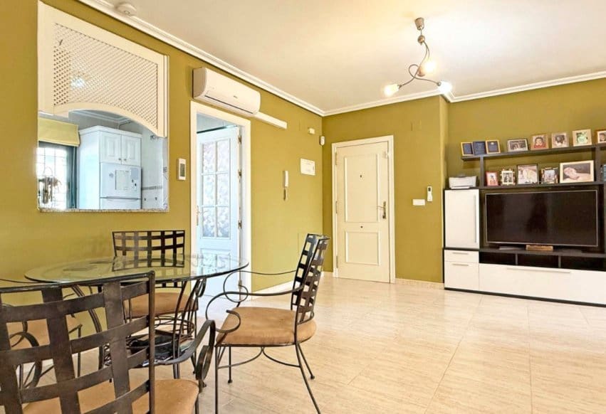 2 bedroom Apartment for sale in Orihuela Costa with pool - € 215,000 (Ref: 9293728)