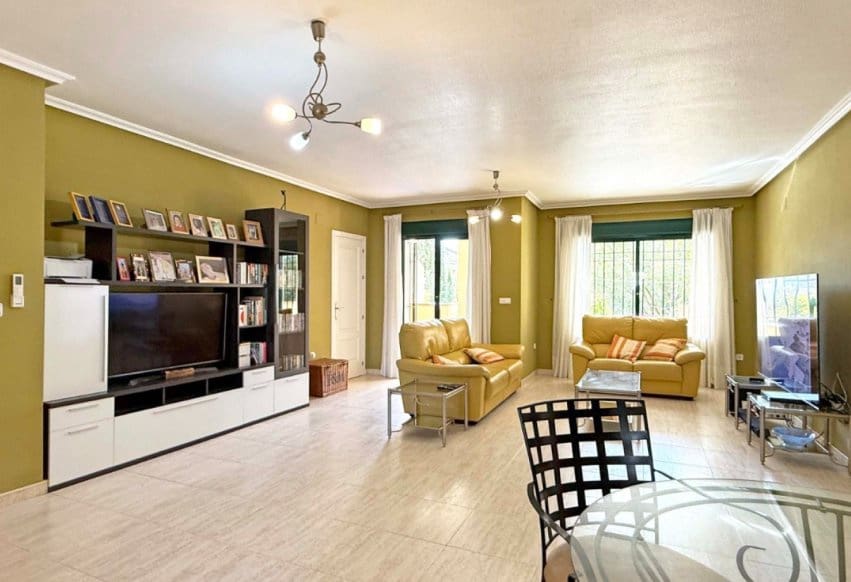 2 bedroom Apartment for sale in Orihuela Costa with pool - € 215,000 (Ref: 9293728)