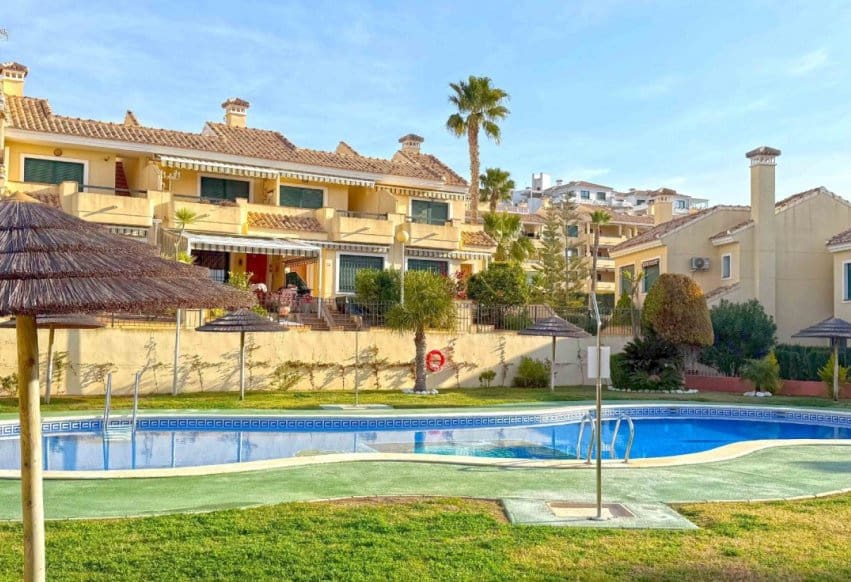 2 bedroom Apartment for sale in Orihuela Costa with pool - € 215,000 (Ref: 9293728)