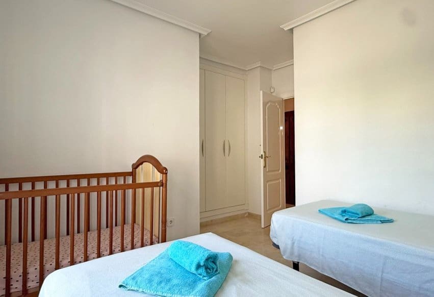 2 bedroom Apartment for sale in Villamartin with pool - € 199,000 (Ref: 9293729)