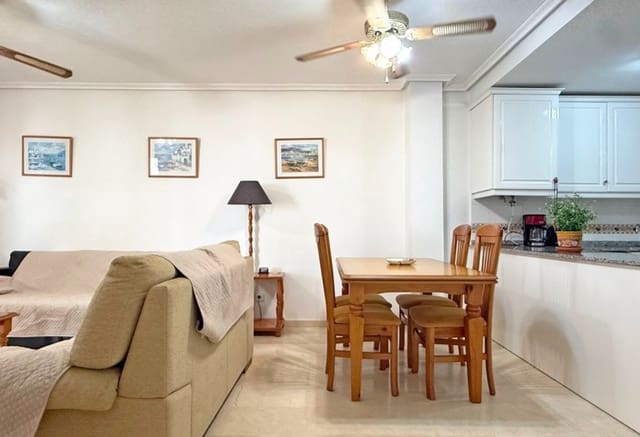 2 Zimmer Apartment zu verkaufen in Villamartin, Orihuela mit Pool - 199.000 € (Ref: 9293729)