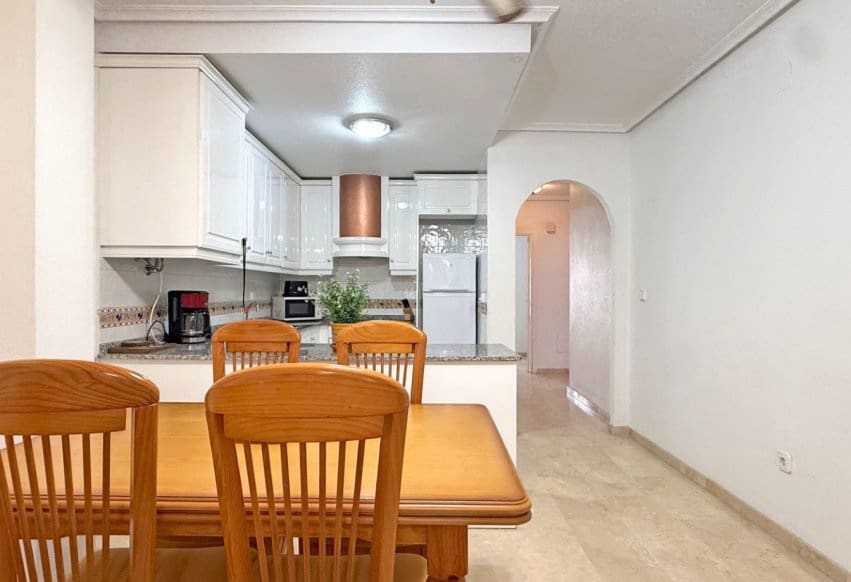 2 bedroom Apartment for sale in Villamartin with pool - € 199,000 (Ref: 9293729)