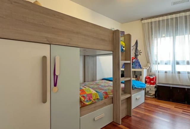 4 slaapkamer Strandappartement te koop in Playa del Cura, Torrevieja - € 489.000 (Ref: 9293730)