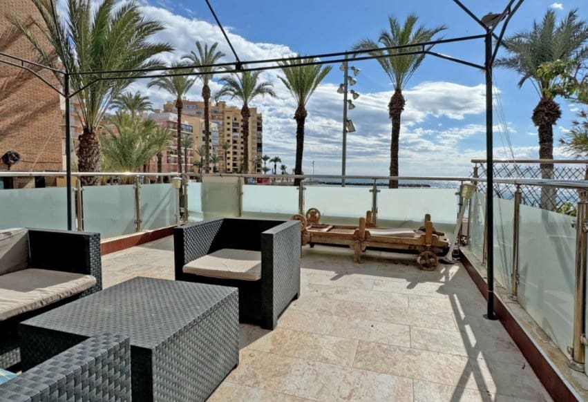4 soveværelse Strandlejlighed til salg i Torrevieja - € 489.000 (Ref: 9293730)