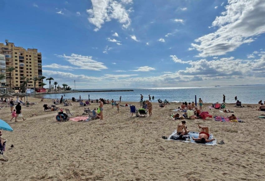 4 soveværelse Strandlejlighed til salg i Torrevieja - € 489.000 (Ref: 9293730)