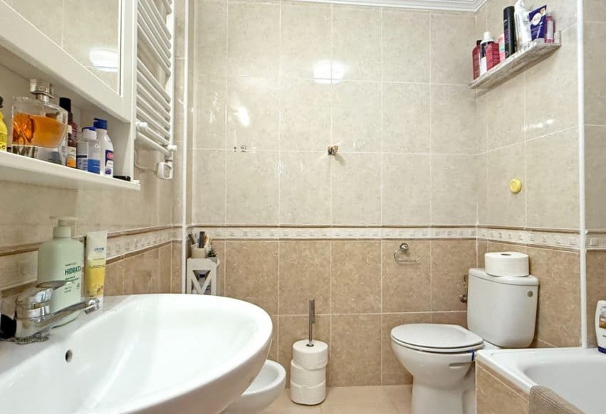 2 bedroom Apartment for sale in Orihuela Costa with pool - € 159,000 (Ref: 9293731)