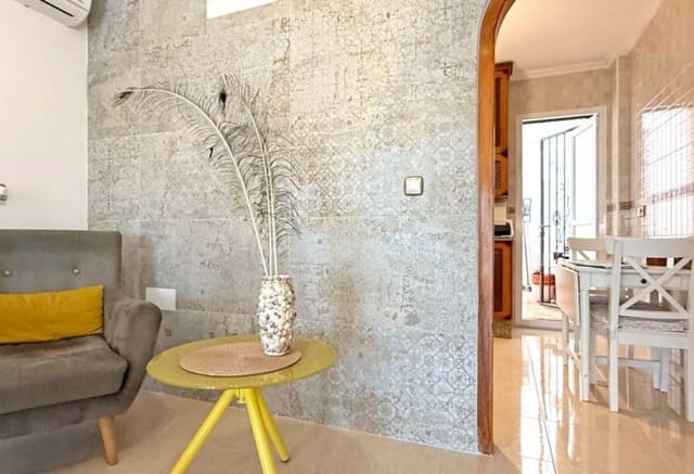 Apartamento de 2 habitaciones en Lomas de Cabo Roig - Los Dolses, Orihuela en venta con piscina - 159.000 € (Ref: 9293731)