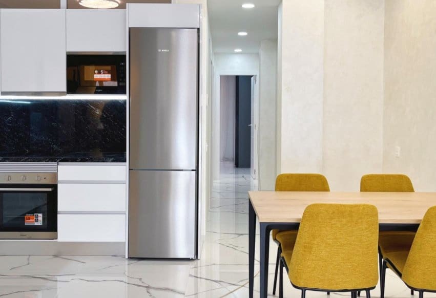 2 makuuhuone Ranta-asunto myytävänä paikassa Torrevieja - 260 000 € (Ref: 9293736)