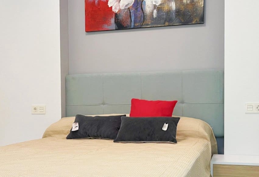 2 makuuhuone Ranta-asunto myytävänä paikassa Torrevieja - 260 000 € (Ref: 9293736)