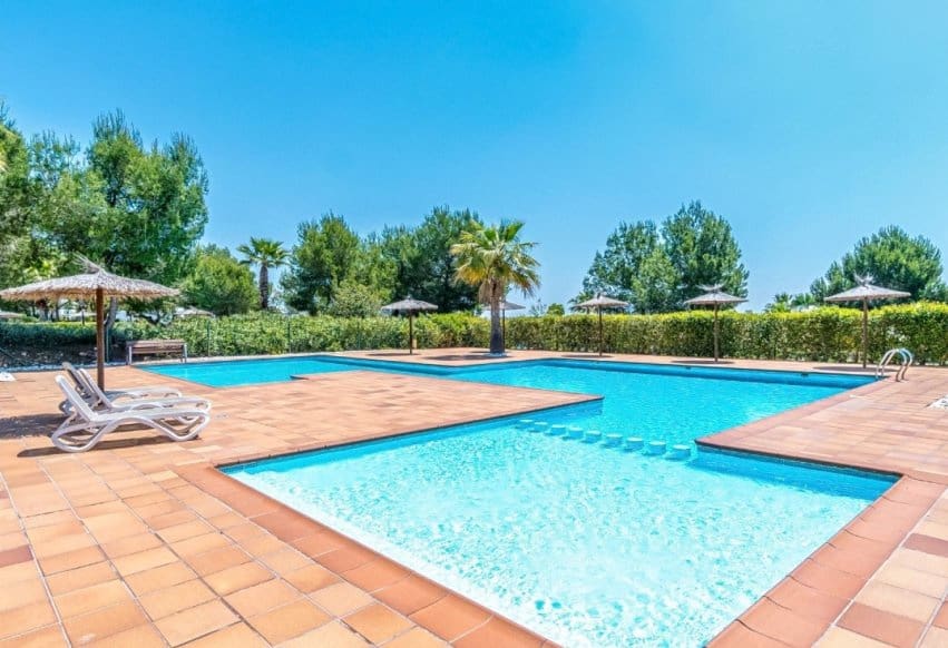 3 quarto Apartamento para venda em Las Colinas Golf com piscina - 345 000 € (Ref: 9293738)