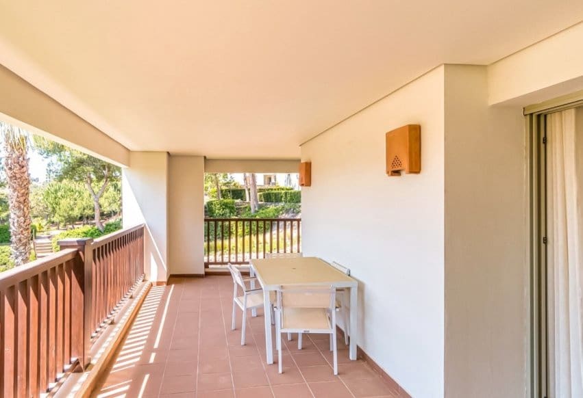 3 quarto Apartamento para venda em Las Colinas Golf com piscina - 345 000 € (Ref: 9293738)