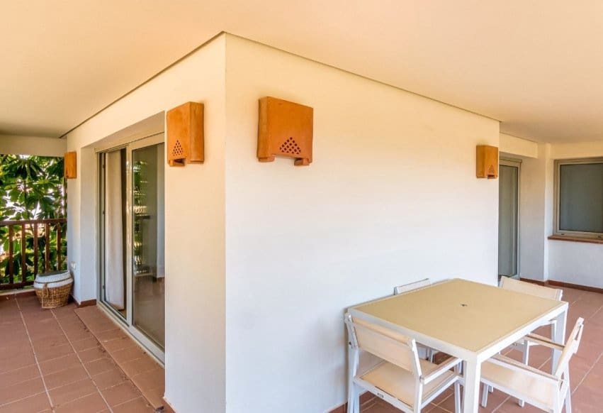 3 quarto Apartamento para venda em Las Colinas Golf com piscina - 345 000 € (Ref: 9293738)