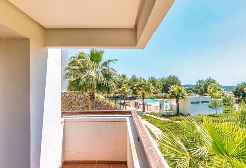 3 quarto Apartamento para venda em Las Colinas Golf com piscina - 345 000 € (Ref: 9293738)